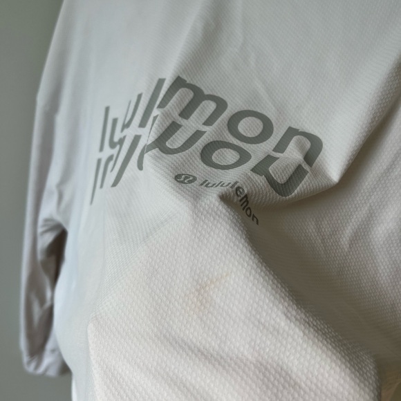 Lululemon top - Picture 2 of 9